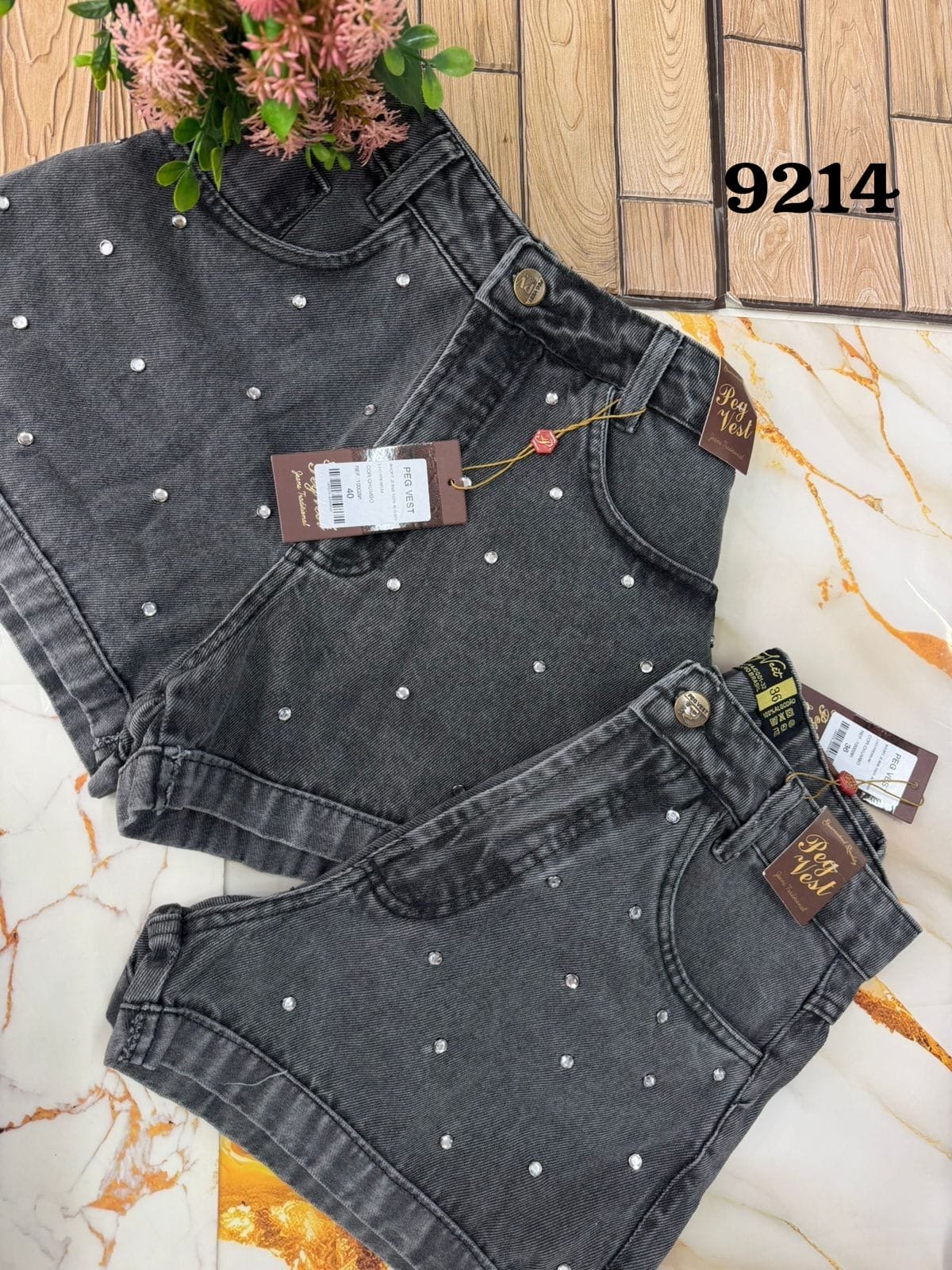 Short Jeans Peg Vest Nevado Con Strass Ref 1000291 Cod 9214